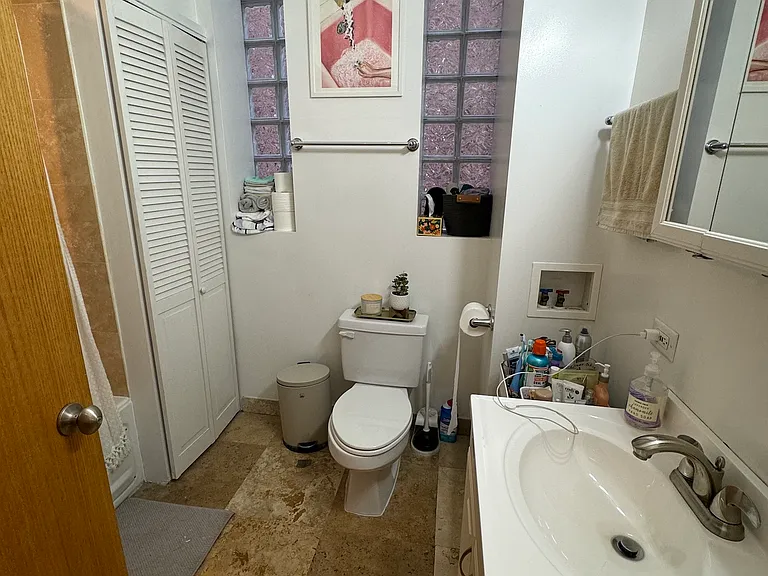 2620 N Dayton St #2F — Photo 14