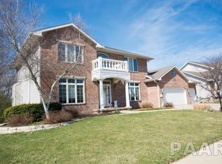 2217 W Leyna Dr, Dunlap, IL 61525