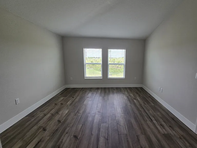 1728 Vanilla St — Photo 12