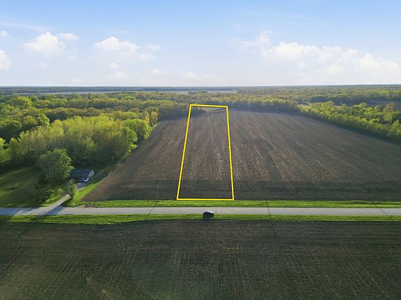 3rd image of 4476 S 16000e Rd