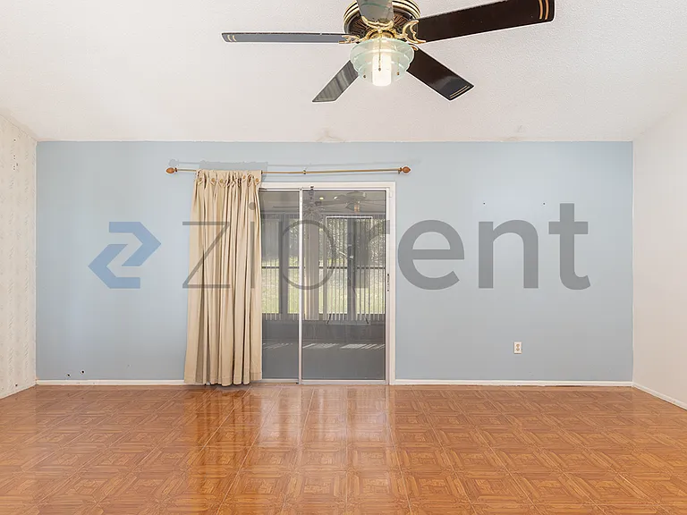 4612 Miranda Cir — Photo 6