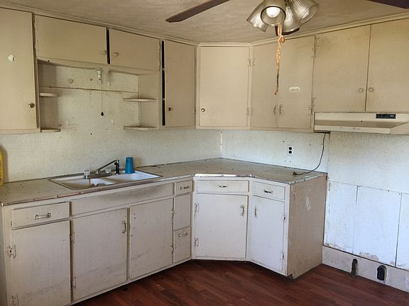 2nd image of 10027 E Highway 28