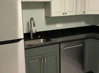 881 Main St APT 10, Walpole, MA 02081