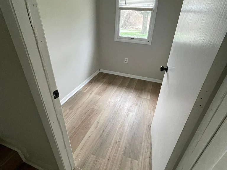 179 State St — Photo 15