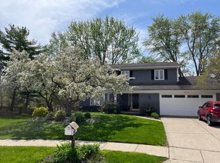 889 Mike Ct, Westerville, OH 43081