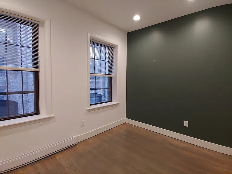 88 W Cedar St #4 — Photo 8