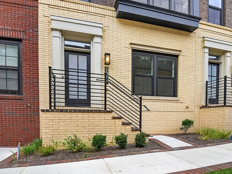 5017 Dulcet Dr — Photo 2