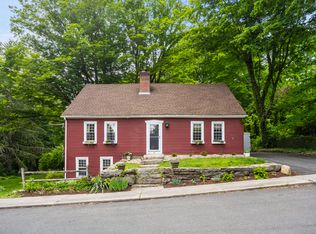 8 Cider Mill Rd, Tolland, CT 06084