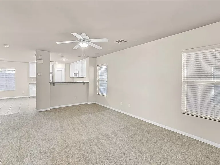 4836 Golden Shimmer Ave — Photo 6