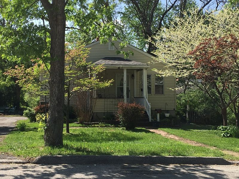 1st image of 3411 Airway Ave
