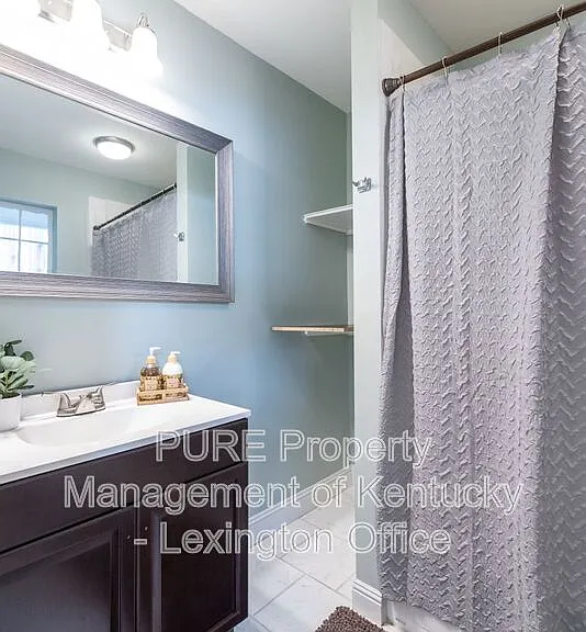 720 E Main St #2 — Photo 19