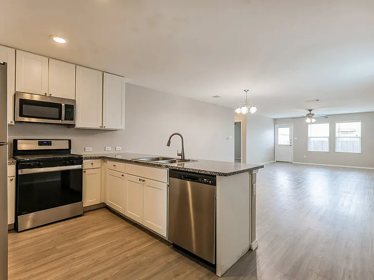 10714 Giacconi Dr — Photo 6