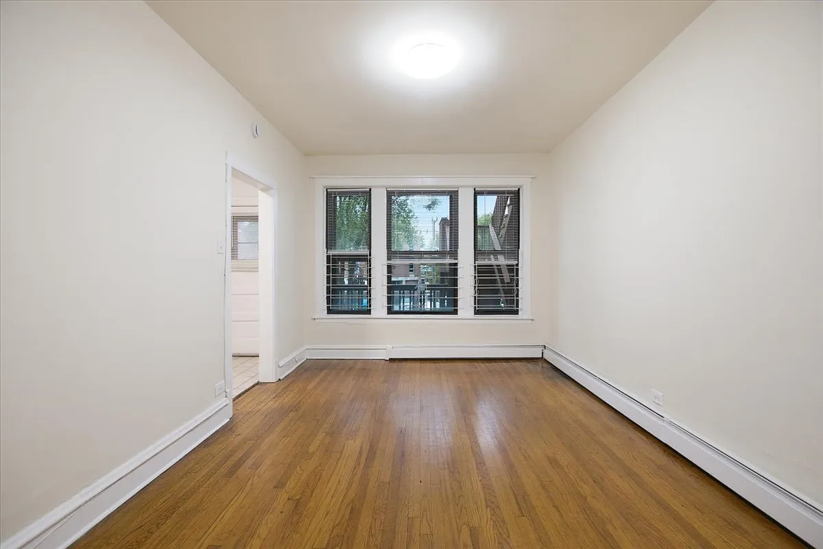 5432 S Drexel Ave — Photo 2