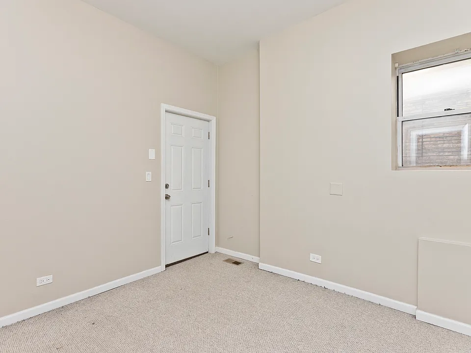 Unit #1F bedroom
