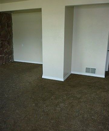 5th image of 2305 W 1st Ave