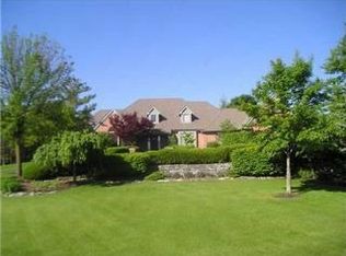 725 Cardinal Hill Ln, Powell, OH