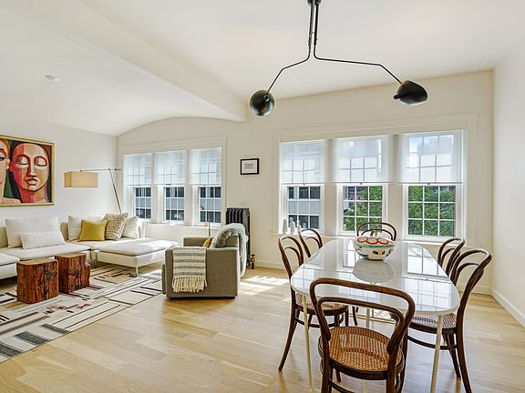 Living Room / Dining Room