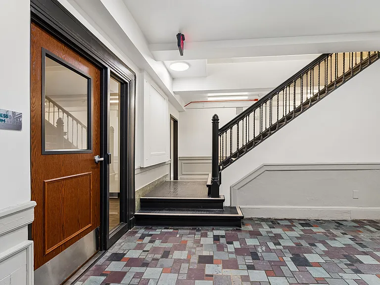 Lafayette Apartments LLC — Photo 26