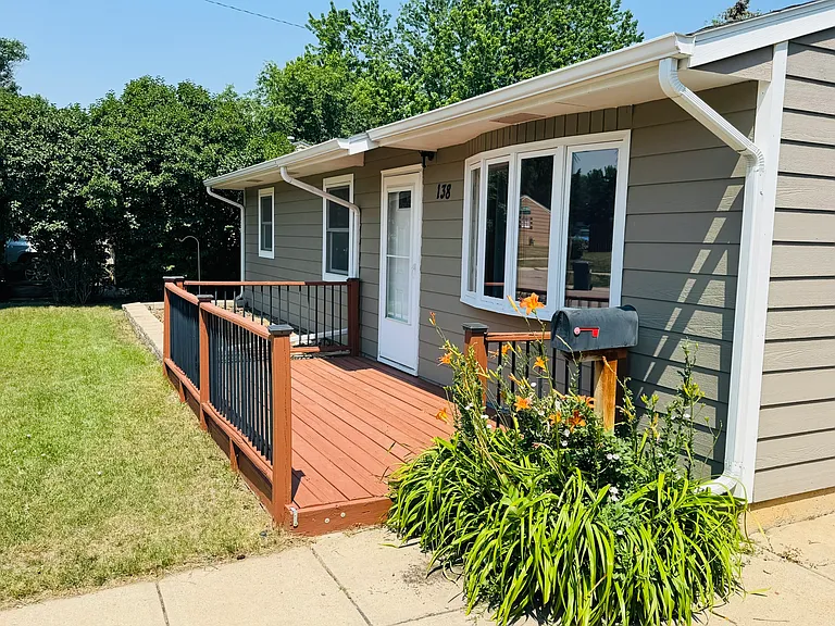 138 E Montana St — Photo 20