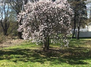 13 Smith Ave, Amsterdam, NY 12010