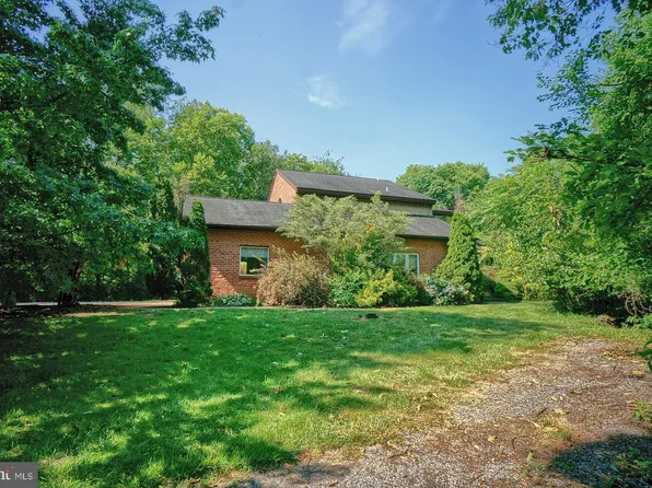236 Richland Rd, Carlisle, PA 17015