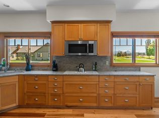 712 S Pine Meadow St, Sisters, OR 97759