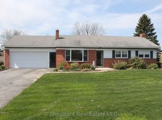 1046 Central Manor Rd, Lancaster, PA 17603