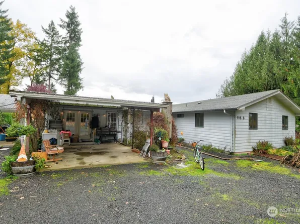198 3rd Street E #B, Onalaska, WA 98570