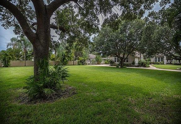 3rd image of 2360 Stonegate Cir