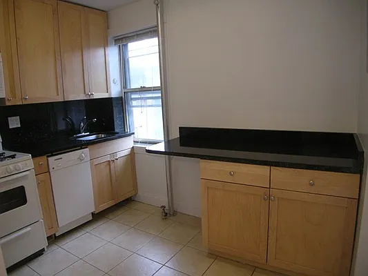 Rented by Vickers Realty | media 2