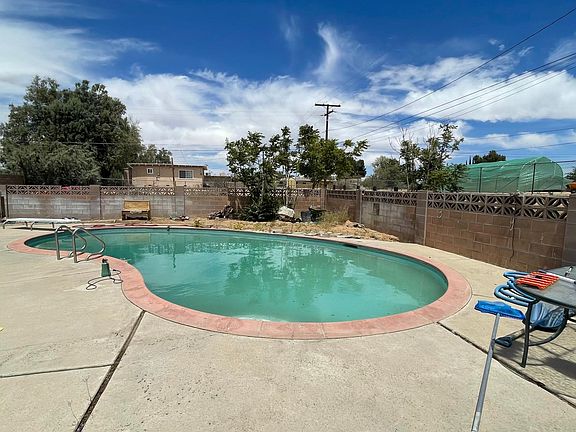 5th image of 16322 Cabrillo Dr