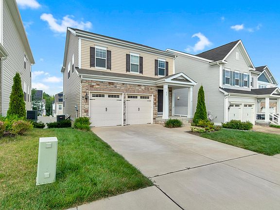 2nd image of 437 Boxelder Dr