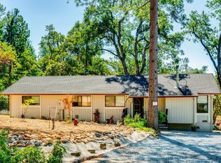 20100 Redwood Dr, Foresthill, CA 95631