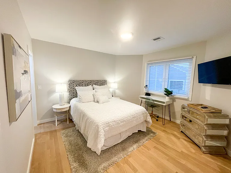 75 Thorndike St #2 — Photo 4