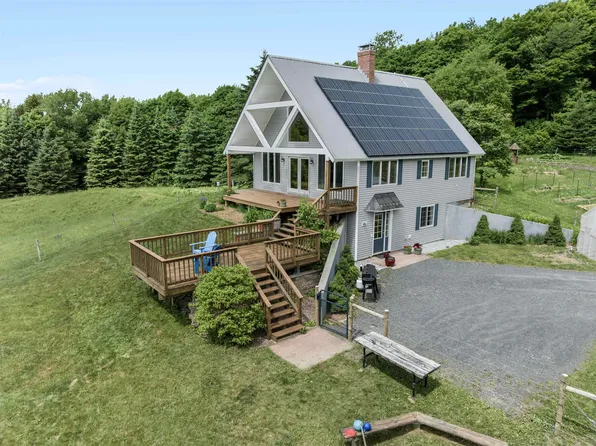 330 Bayley Hazen Road, Cabot, VT 05647
