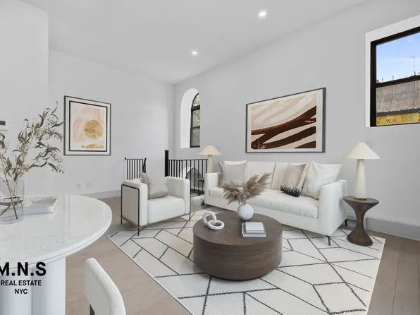 286 5th Avenue image 1 of 6