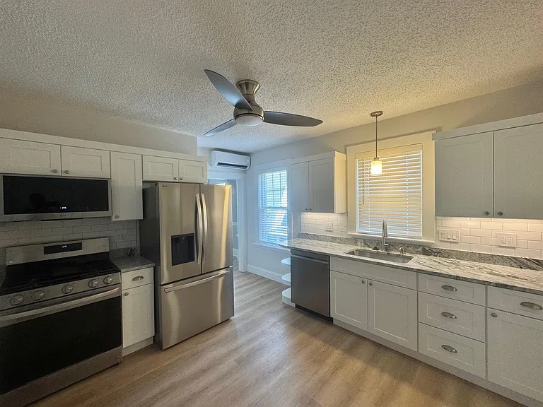78 Morrison Ave — Photo 12