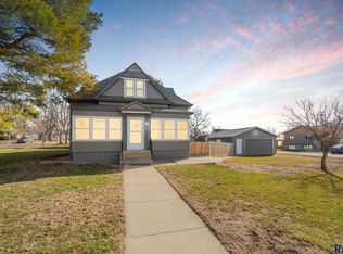 220 N Kimball St, Canton, SD 57013