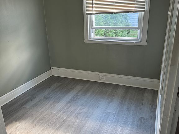 4th image of 607 Boulevard Ave