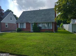10 Hawthorne Rd, Broomall, PA 19008