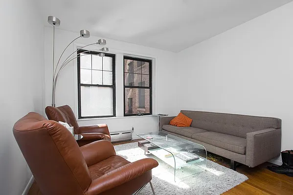 Rented by Emor Management Inc. | media 68