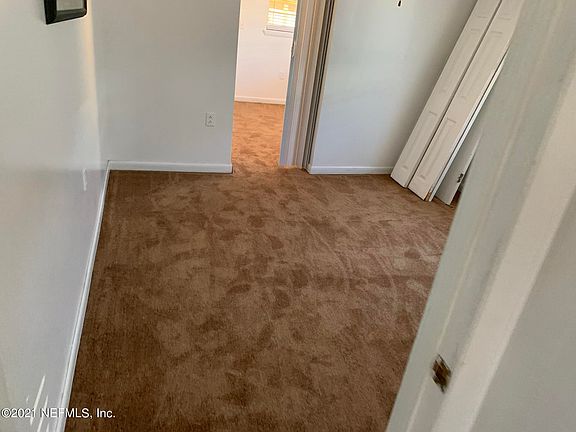 2nd image of 2747 S Fletcher Ave