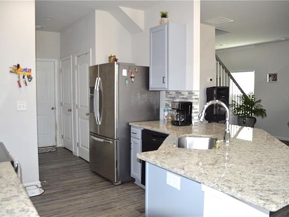 5th image of 4768 Ridge Valley Dr