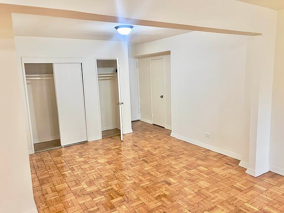 5th image of 5505 Woodside Ave APT 207