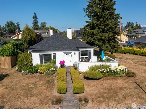 2716 Cornwall Avenue, Bellingham, WA 98225