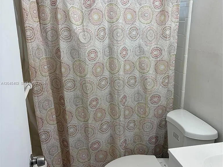 14399 NE 5th Pl #5 — Photo 7