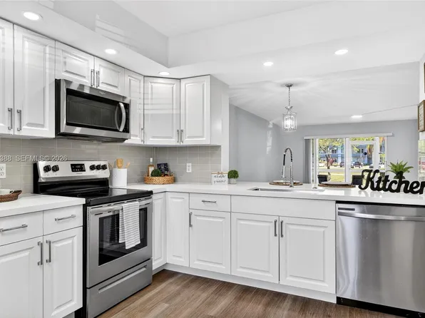 12701 SW 14th St APT 108J, Hollywood, FL 33027