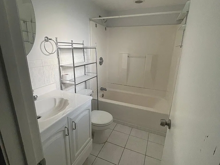 825 Corvette Ave — Photo 9