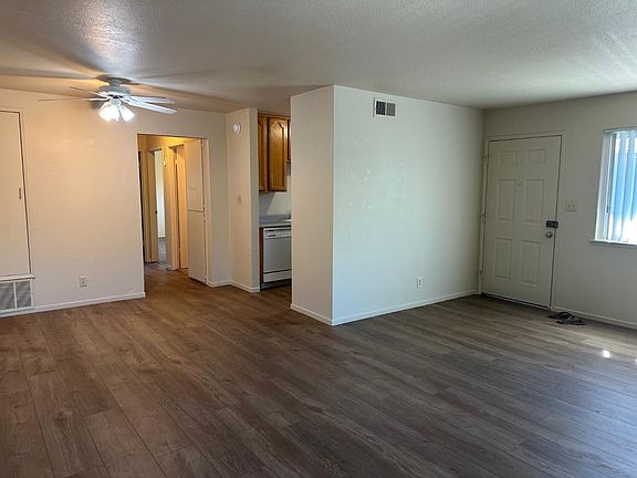 3rd image of 6272 Longford Dr APT 4
