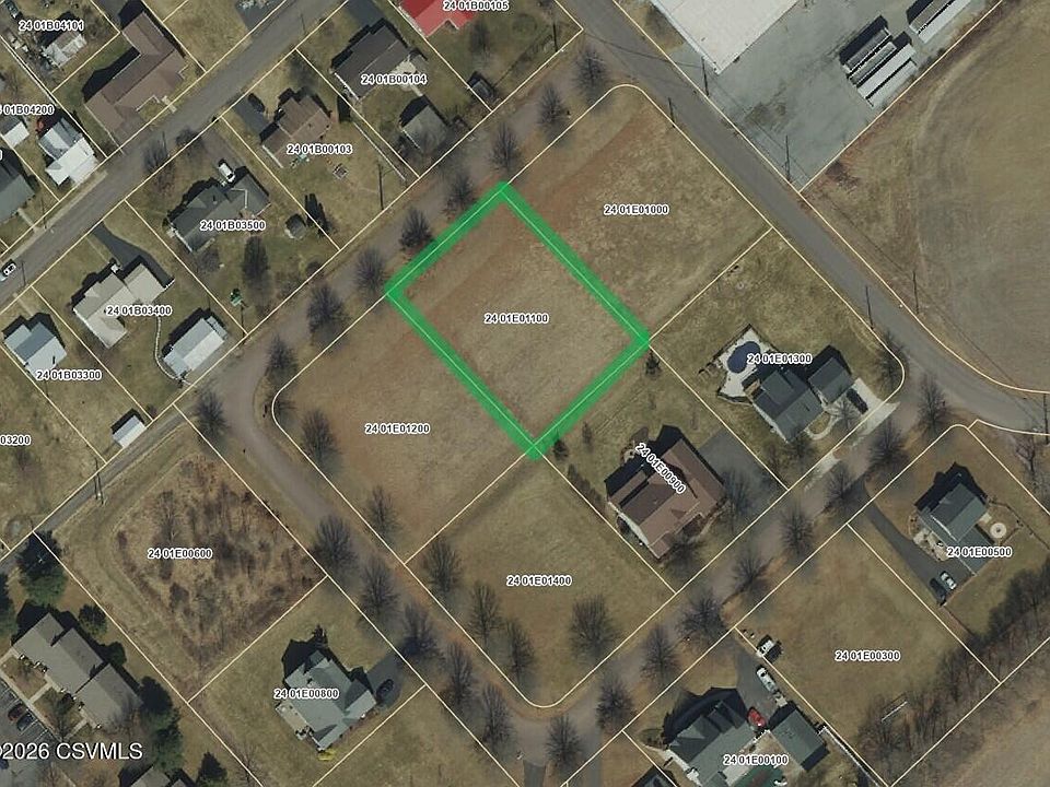 1st image of Oakwood Dr